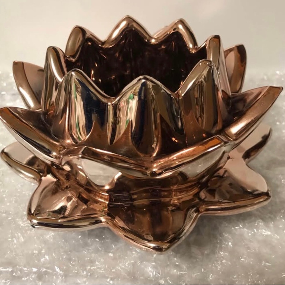 Shannon Crystal by Godinger Lotus Flower Votive Candle Holder
